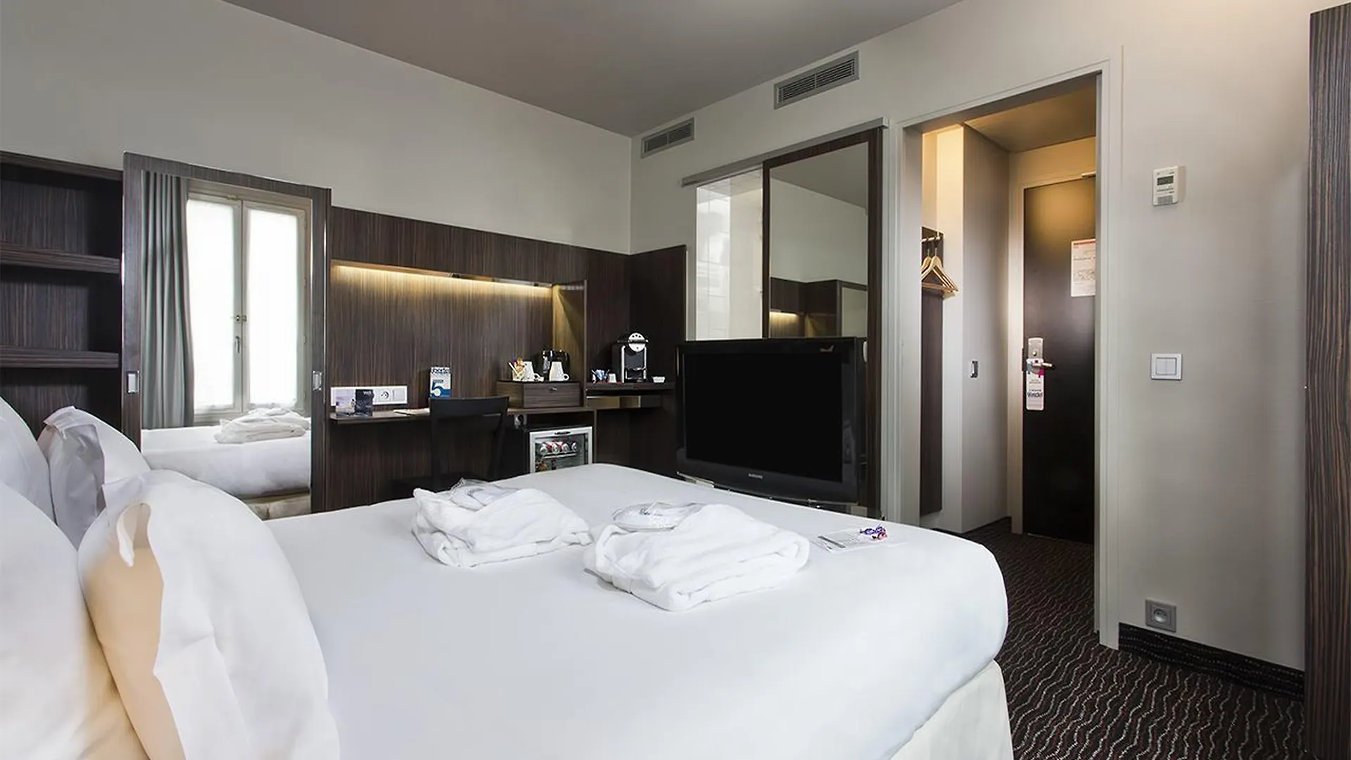 ***  Libertel Gare De L'Est Francais Hotel Paris France