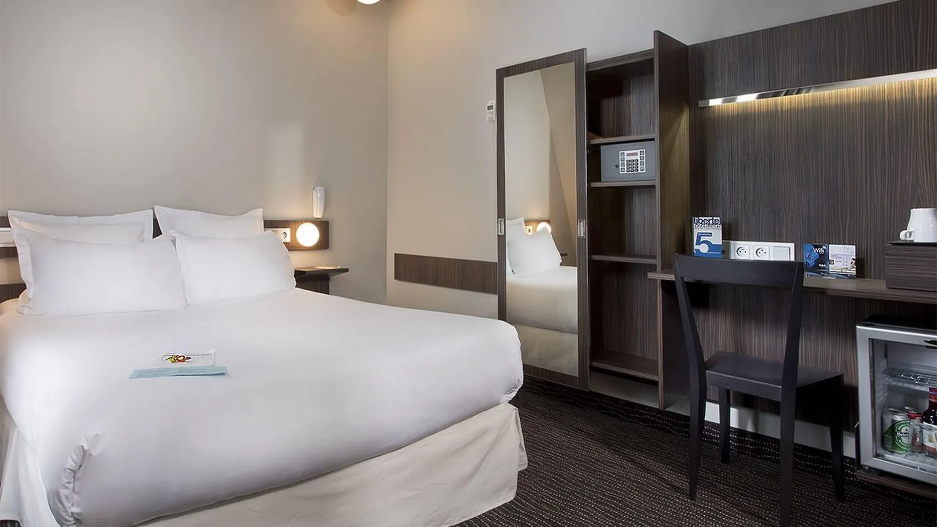 Libertel Gare De L'Est Francais Hotel Paris France